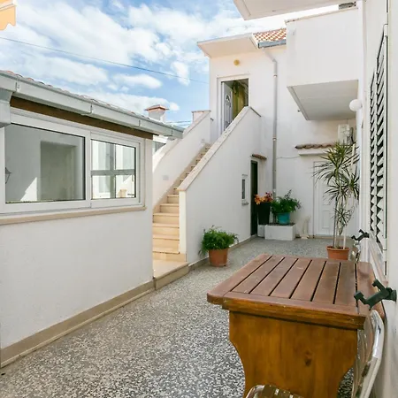 아파트 By The Sea Supetar, Brac - 20134 *